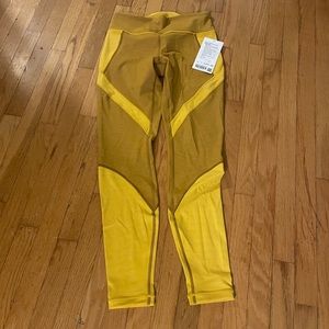 Lulu Lemon BRAND NEW Yellow Leggings
